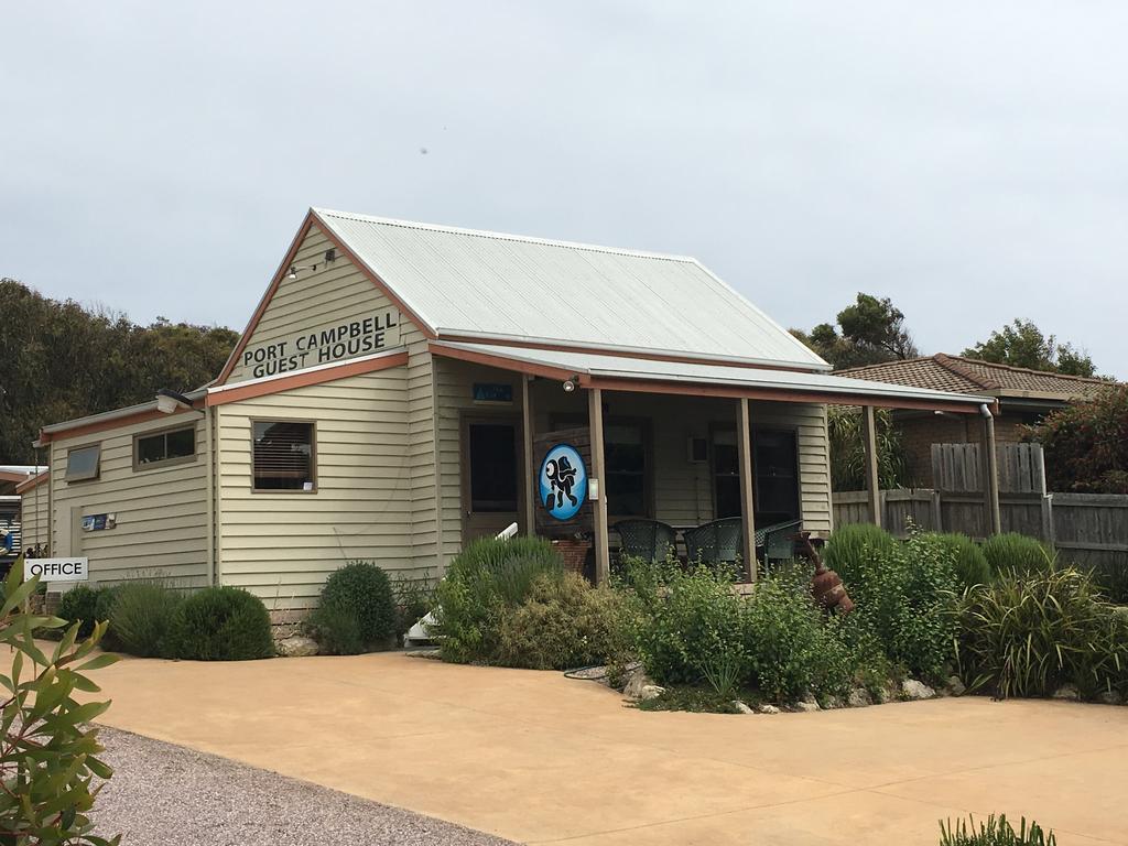 Port Campbell Guesthouse & Flash Packers Екстер'єр фото
