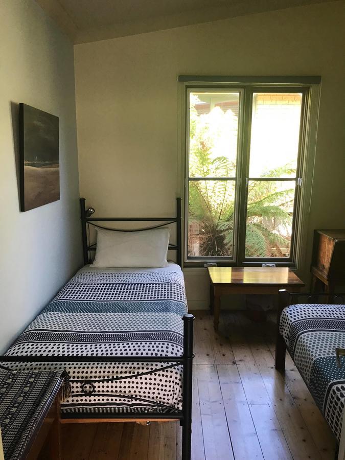 Port Campbell Guesthouse & Flash Packers Екстер'єр фото